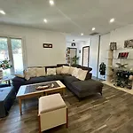 Maison Avec Piscine Privee St Cyprien Sc000-4ja *