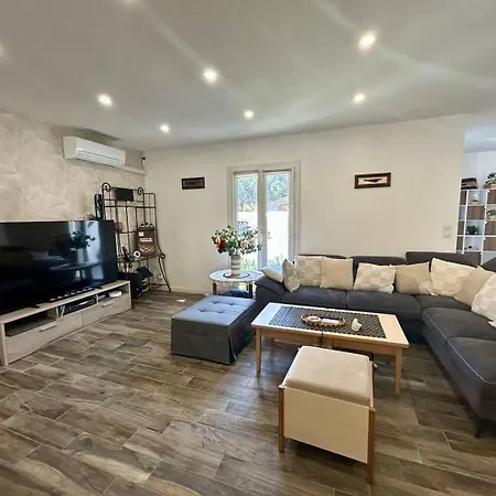 Maison Avec Piscine Privée St Cyprien Sc000-4ja Villa